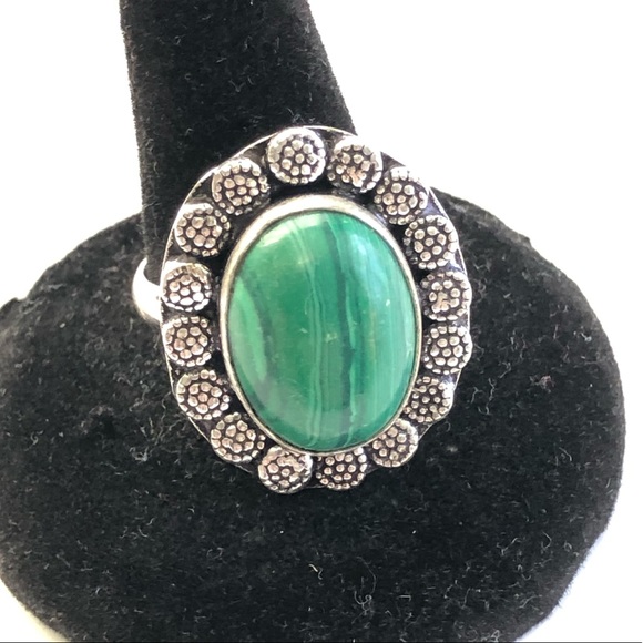 ➰Handmade Malachite Ring - Picture 3 of 5